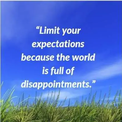 cool status quotes on expectations