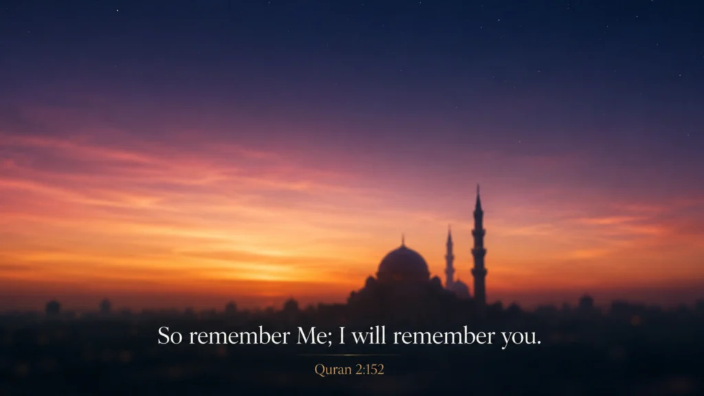 4K Islamic desktop wallpaper featuring a softly blurred mosque silhouette at dusk with the Quran verse “So remember Me; I will remember you” (2:152)